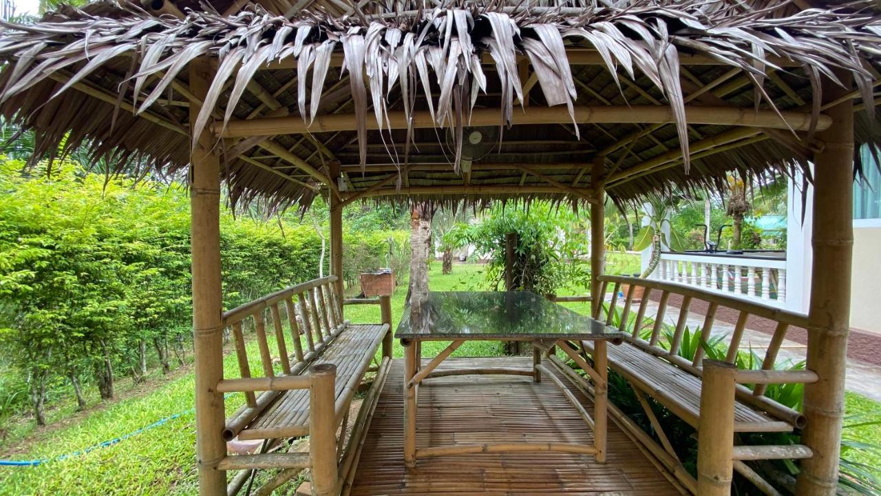 Palm Gardens Resort Bang Saphan Exterior foto